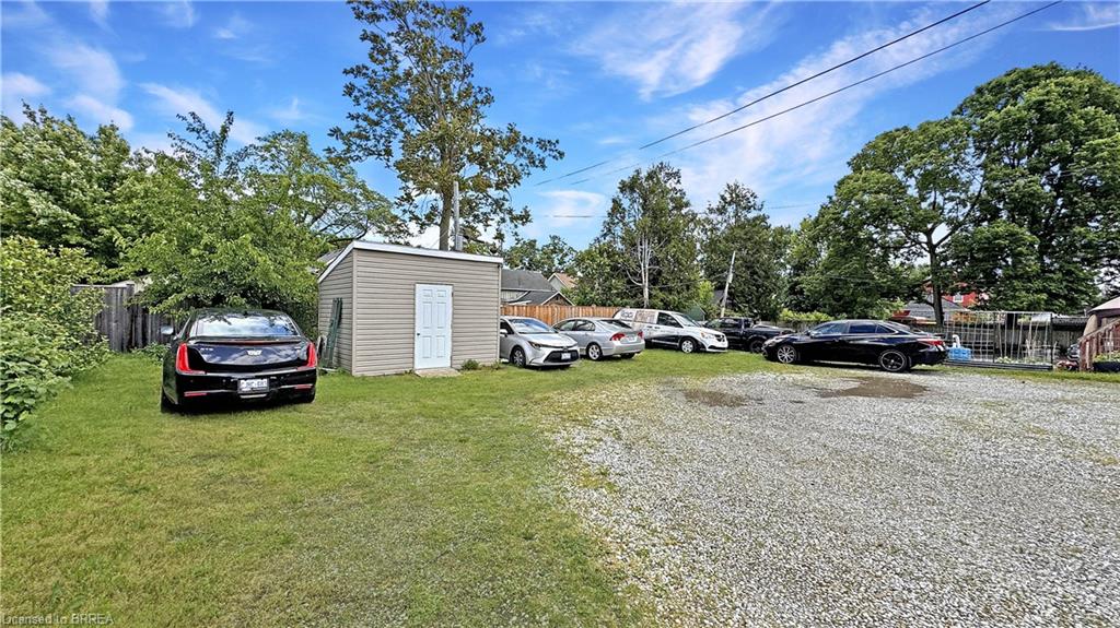 275 Brant Avenue, Brantford ON N3T 3J6