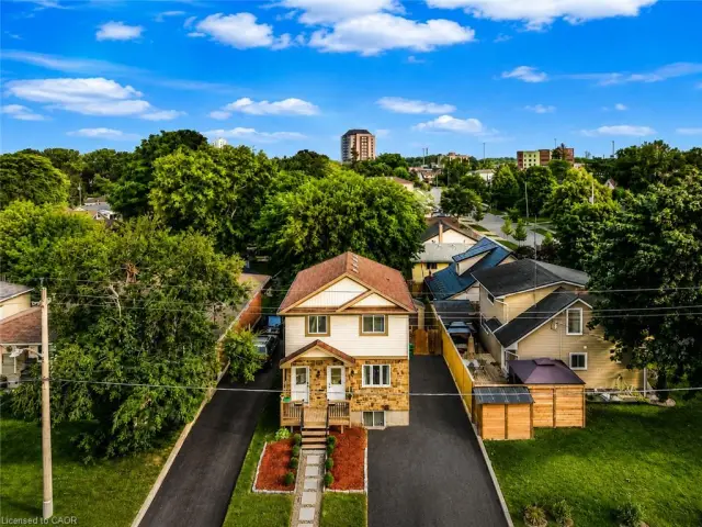 67 Kinzie Avenue, Kitchener ON N2A 2J6