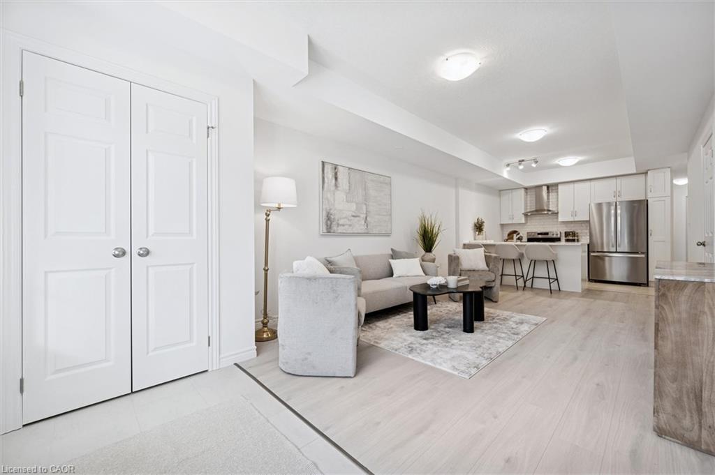 73 Lomond Lane, Kitchener ON N2R 0T6