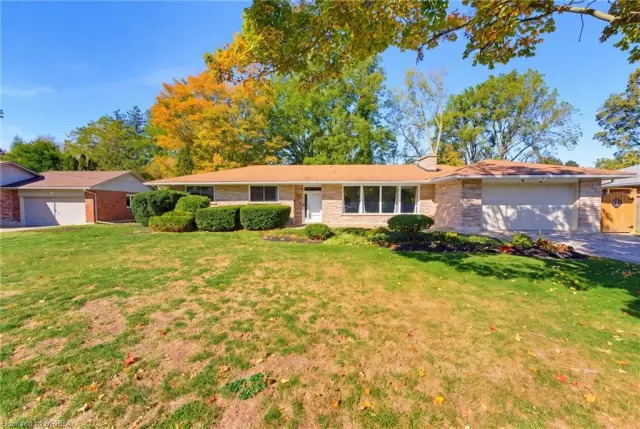 11 Belholme Avenue, Brantford ON N3T 1R9