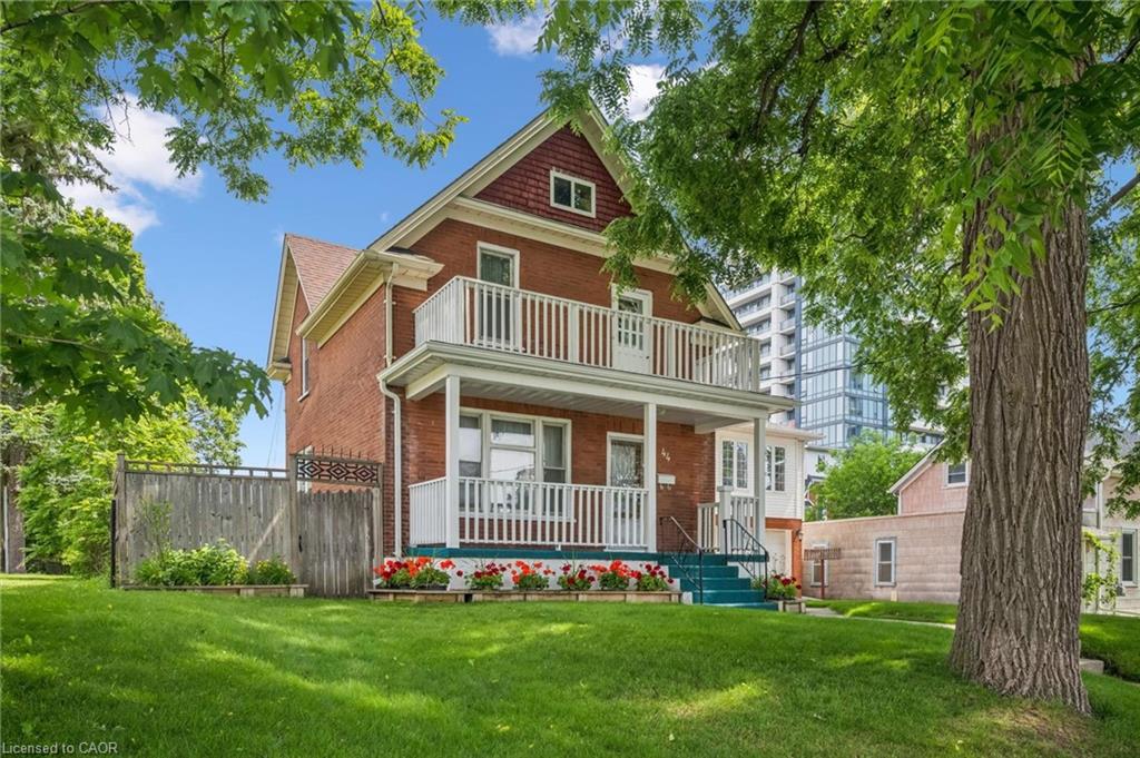 44 Walter Street, Kitchener ON N2G 1S1