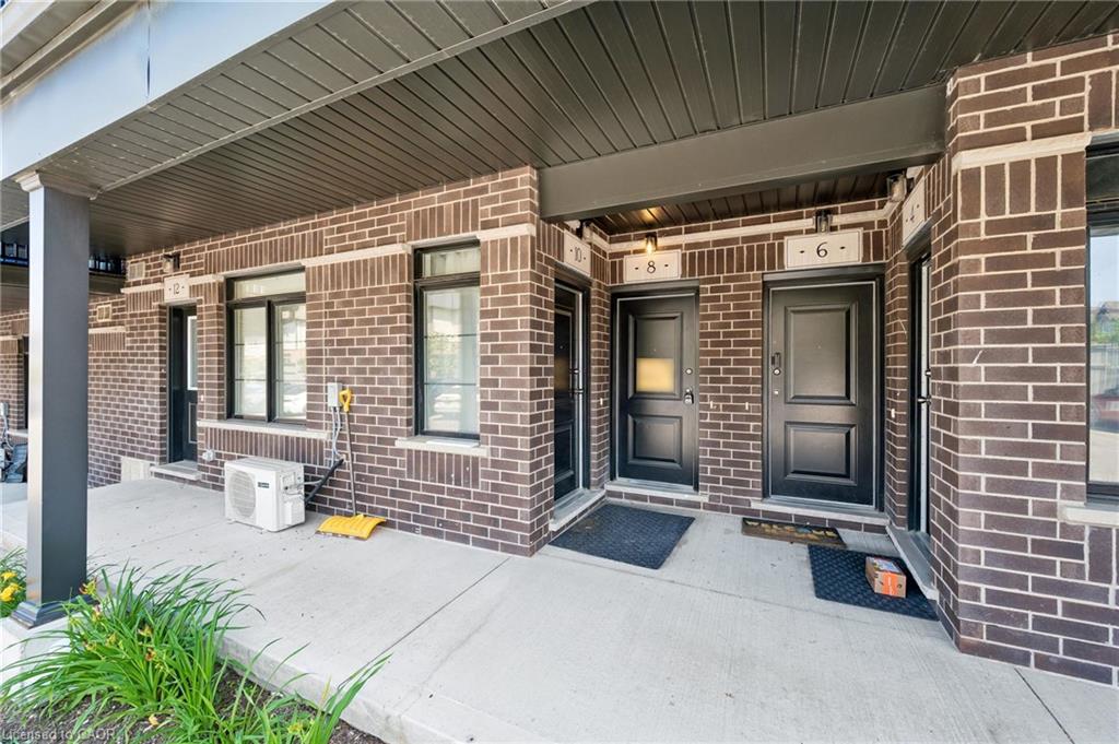 8 Oat Lane, Kitchener ON N2R 0T1