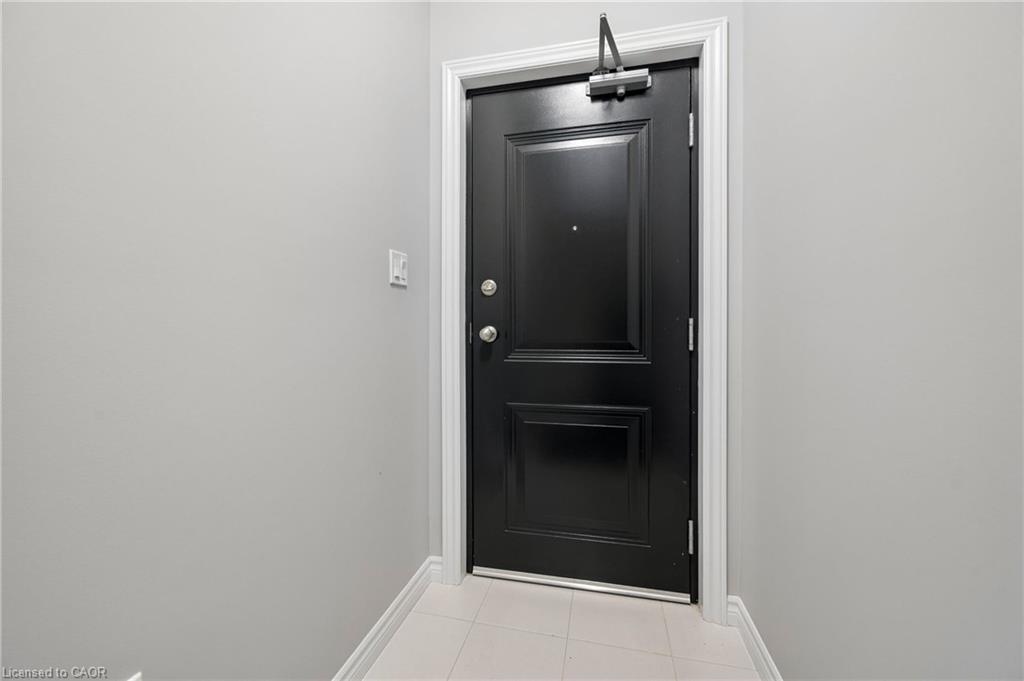 8 Oat Lane, Kitchener ON N2R 0T1
