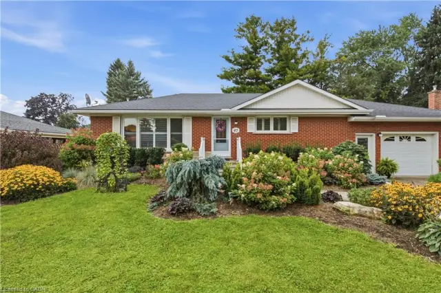 47 Kensington Avenue, Brantford ON N3R 3N9