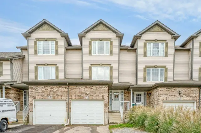 41 Madeleine Street, Kitchener ON N2R 1V4