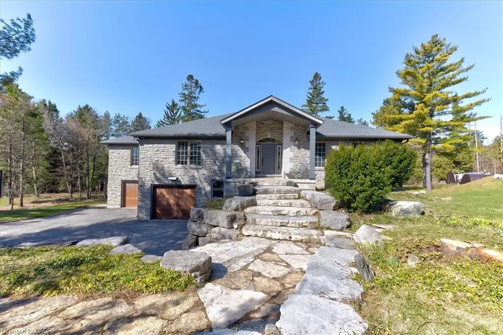 20 Grandy Lane, Cambridge ON N1R 8K2