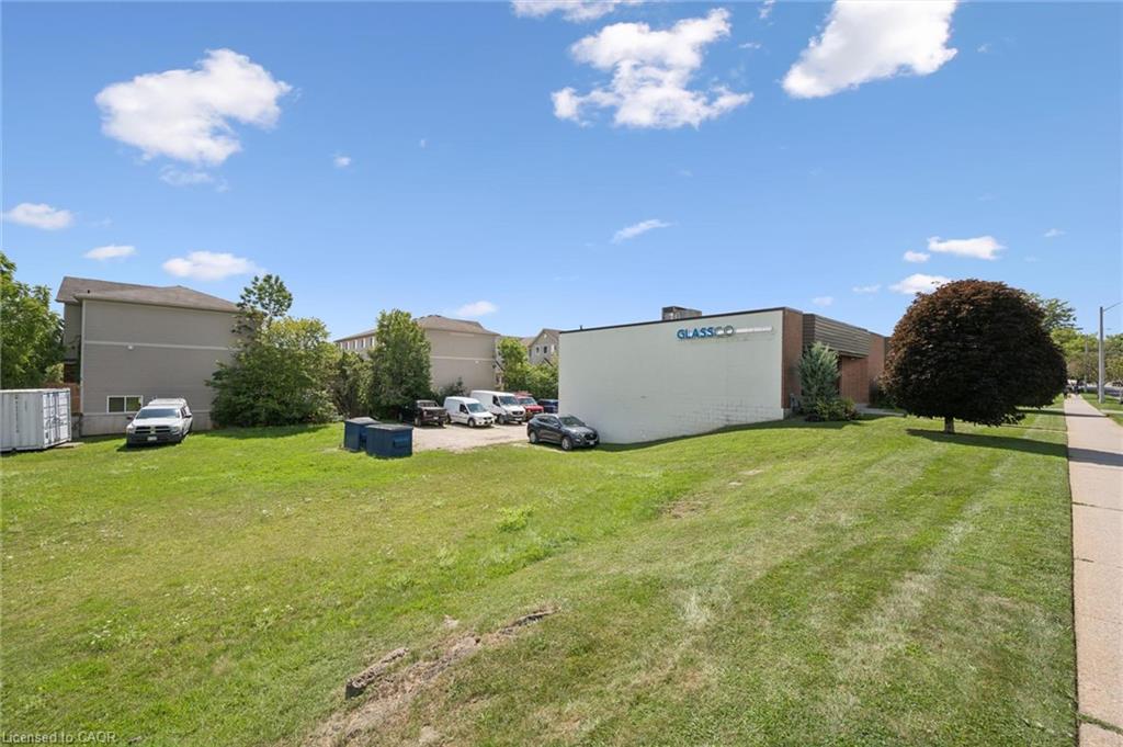 5 Paulander Drive, Kitchener ON N2M 5B6