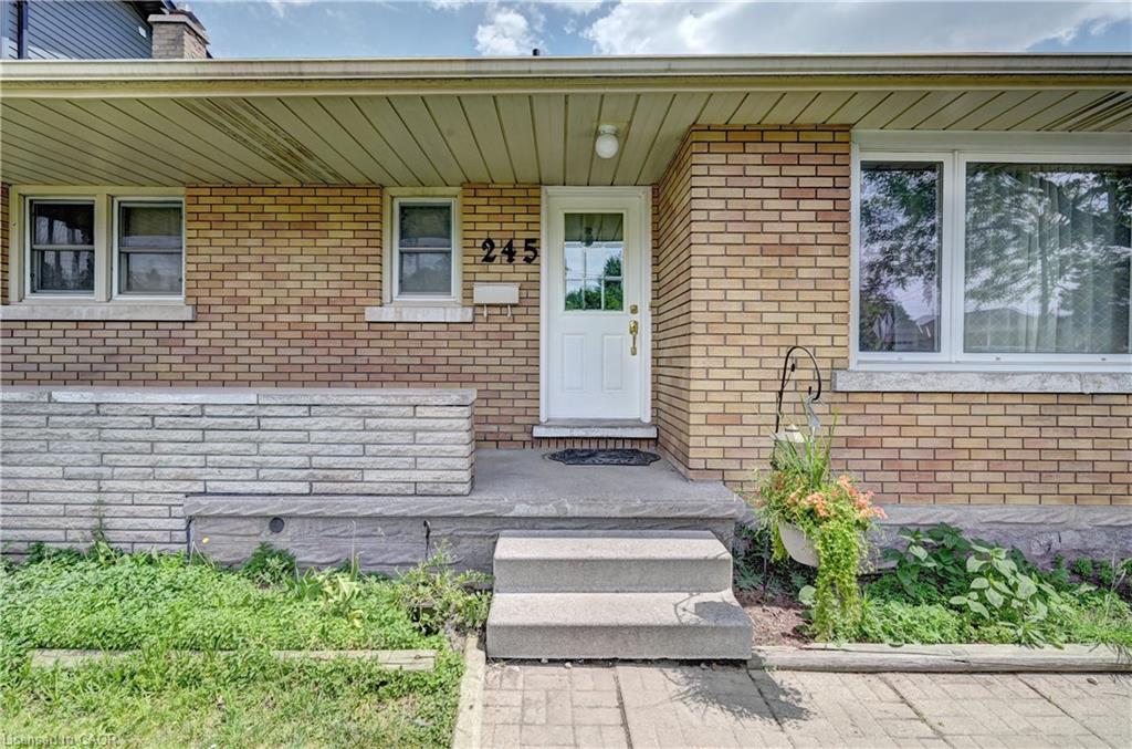245 Eighth Avenue, Kitchener ON N2C 1S6