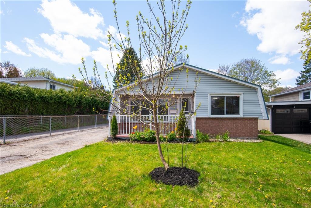 87 Christopher Drive, Waterloo ON N2J 4J6