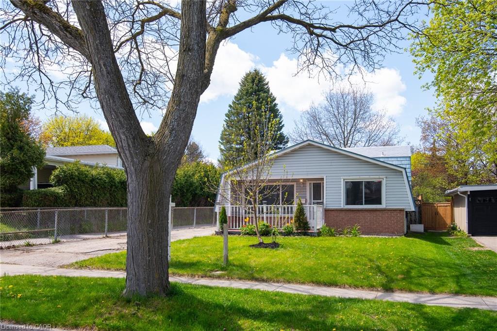 87 Christopher Drive, Waterloo ON N2J 4J6