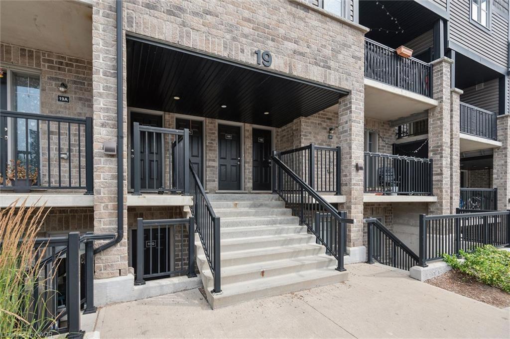 19D-1989 Ottawa Street S, Kitchener ON N2E 0G7