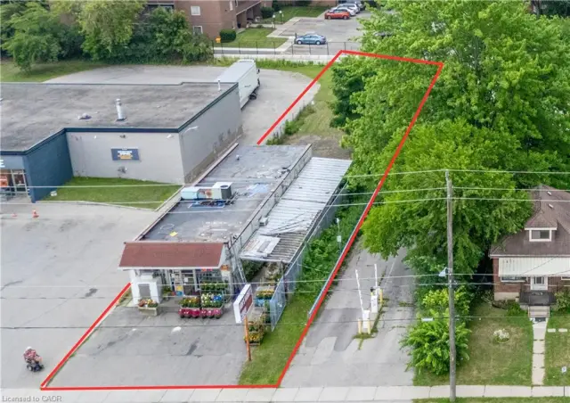 120 St George Street, Brantford ON N3R 1V6