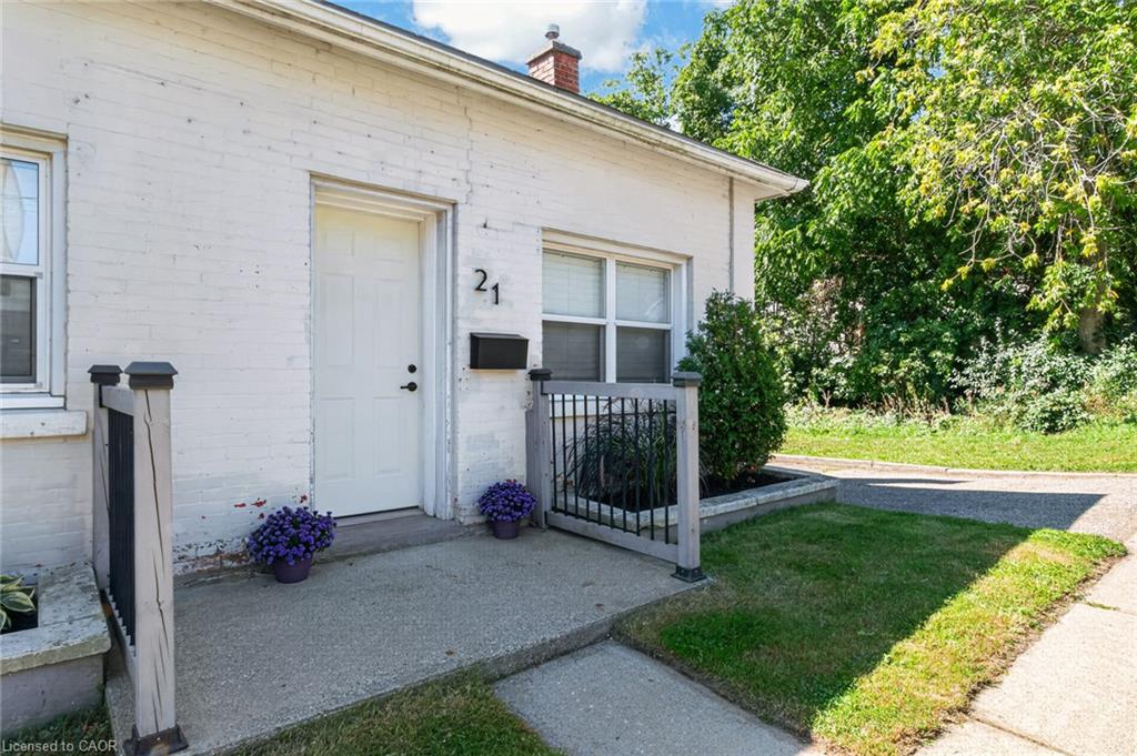 21 Cedar Street, Cambridge ON N1S 1T8