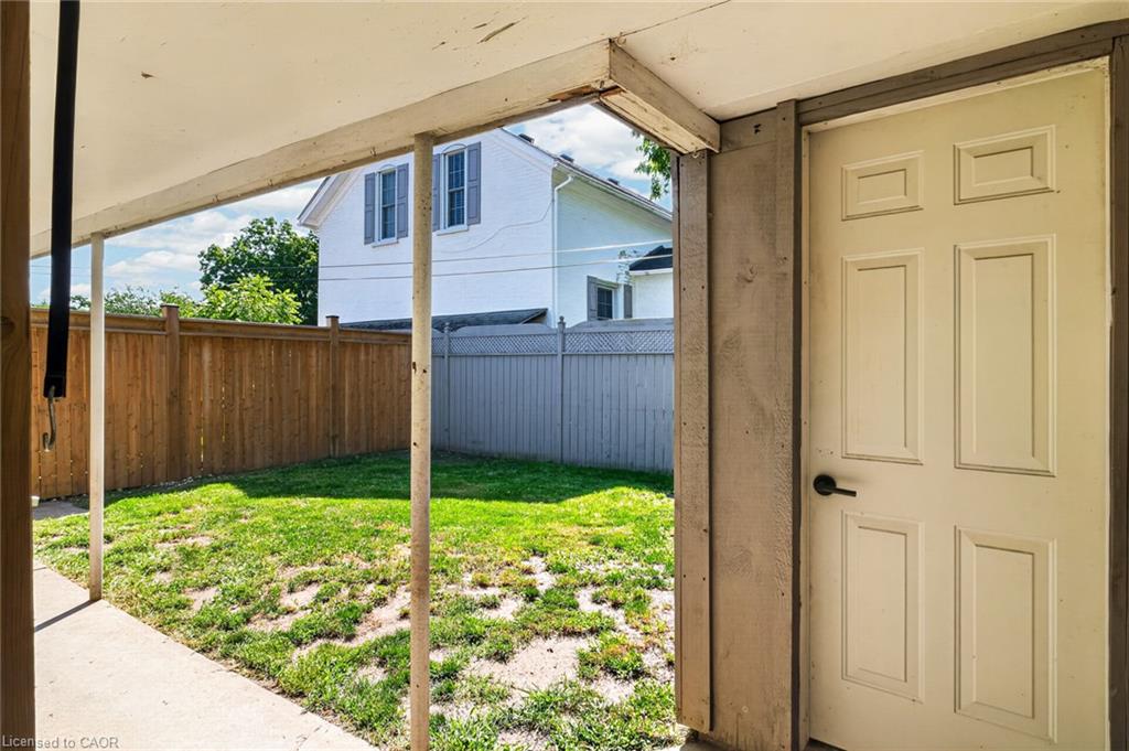 21 Cedar Street, Cambridge ON N1S 1T8