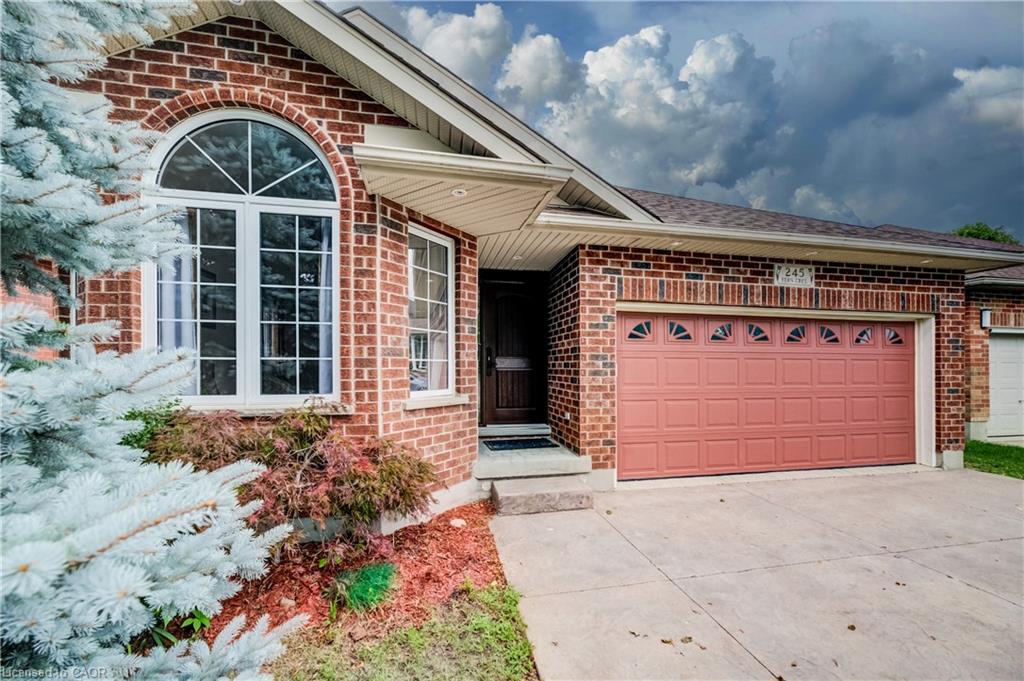245 Fern Crescent, Waterloo ON N2V 2P9