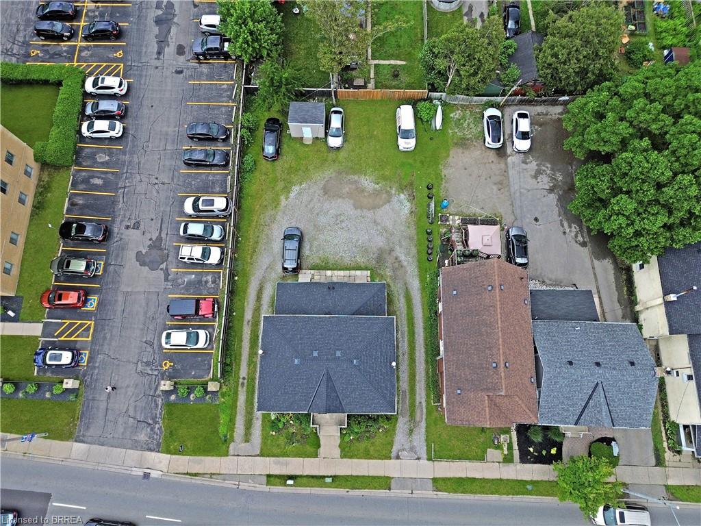 273 Brant Avenue, Brantford ON N3T 3J6