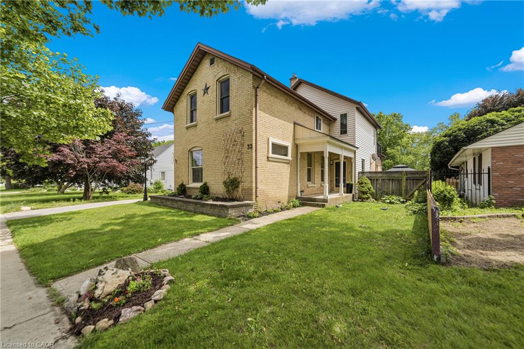 32 Clench Avenue, Brantford ON N3T 1B6