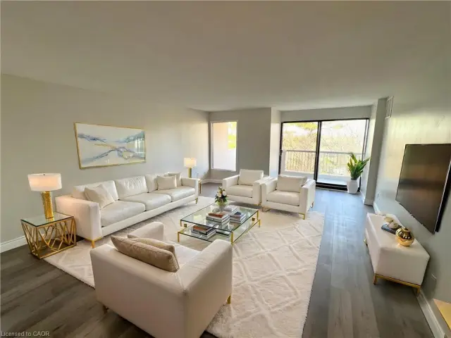 508-260 Sheldon Avenue N, Kitchener ON N2H 6P2