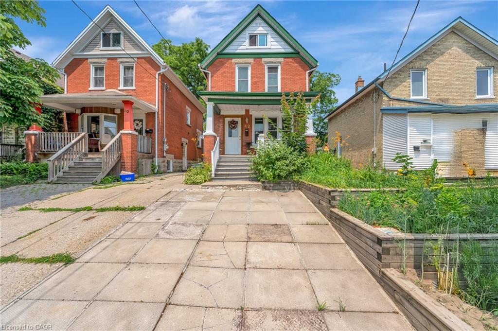 42 Shanley Street, Kitchener ON N2H 5N0