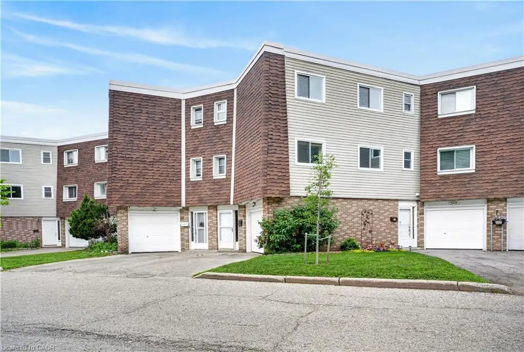 66-60 Elmsdale Drive, Kitchener ON N2E 2G4