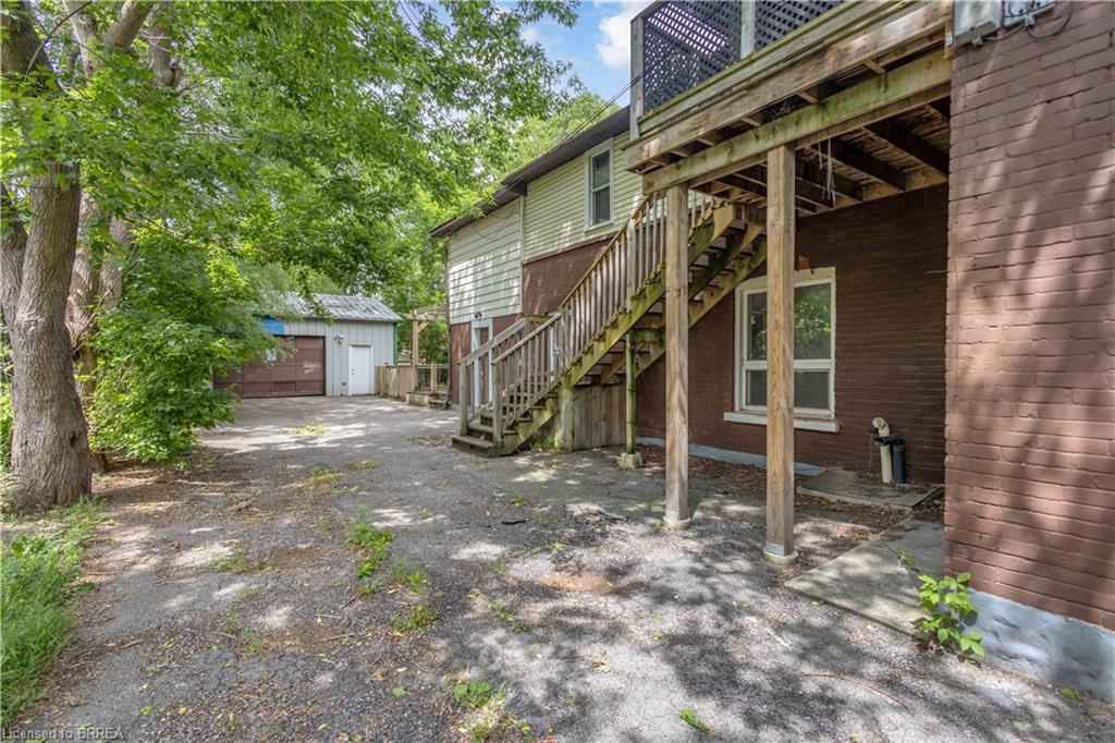8 Victoria Street, Brantford ON N3S 3J7