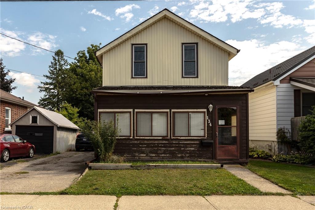134 Catharine Avenue, Brantford ON N3T 1Y4