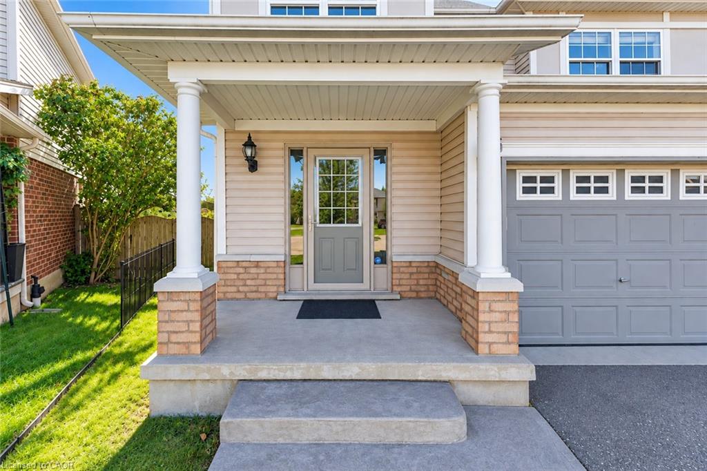 320 Brandenburg Place, Waterloo ON N2T 2Z1