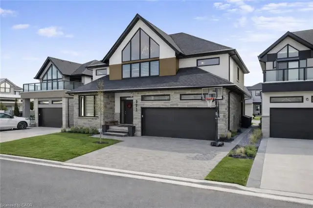 18-972 Stonecliffe Walk, Kitchener ON N2P 0K5