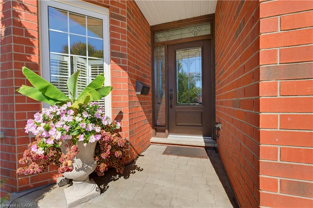 247 Fern Crescent, Waterloo ON N2V 2P9