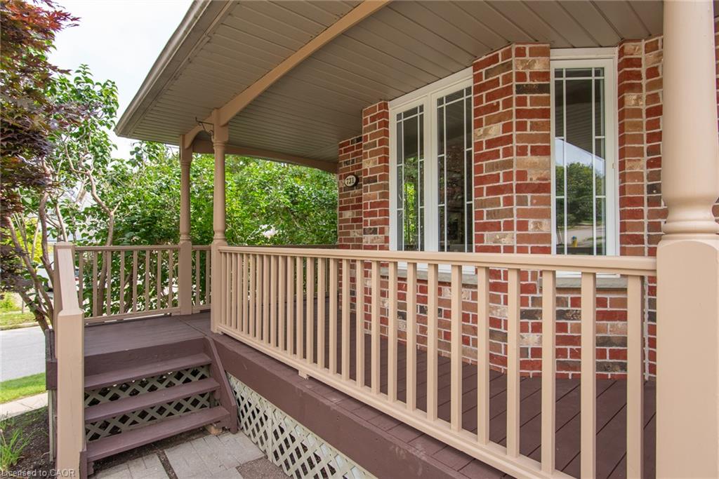 731 Butternut Avenue, Waterloo Ontario N2V 211