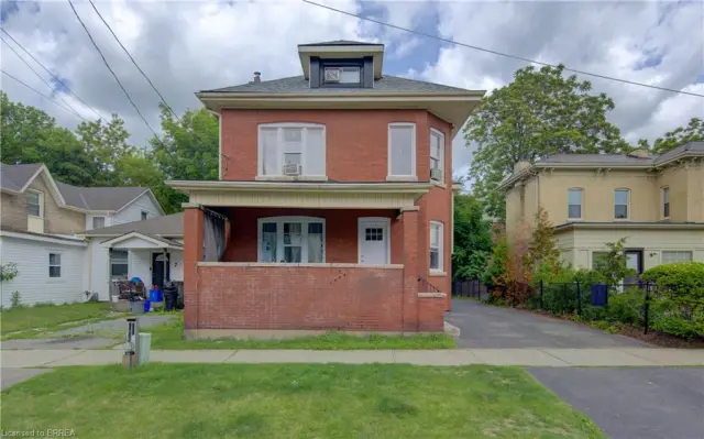 5 Fleet Street, Brantford ON N3T 3S8