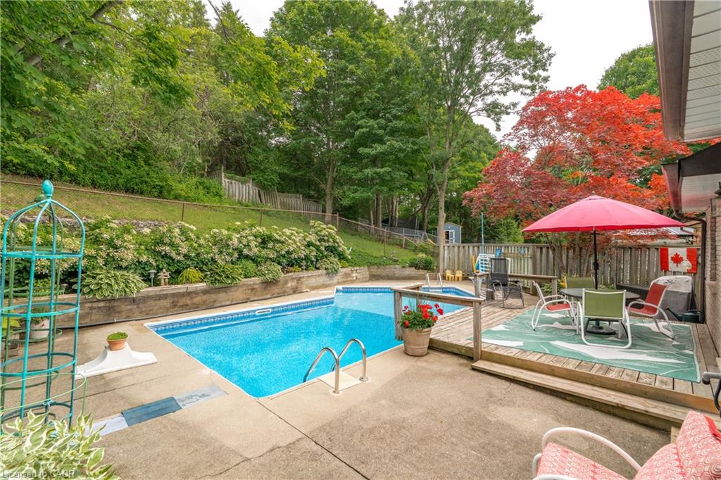 39 Wagoners Trail, Guelph ON N1G 3M9