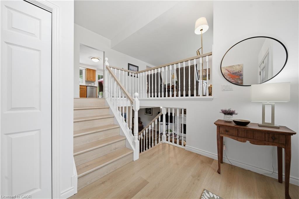 39 Wagoners Trail, Guelph ON N1G 3M9