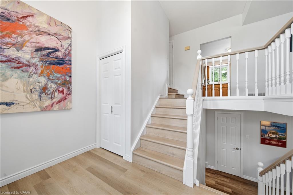 39 Wagoners Trail, Guelph ON N1G 3M9