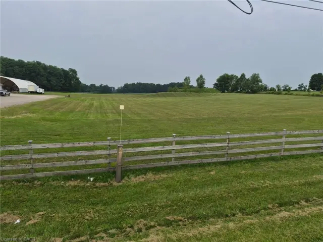 B-715649 County Rd 4, Innerkip ON N0J 1M0