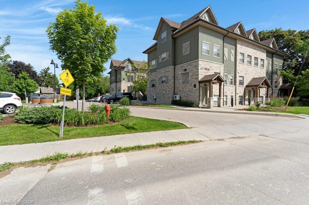 B103-112 Union Street E, Waterloo ON N2J 0E4