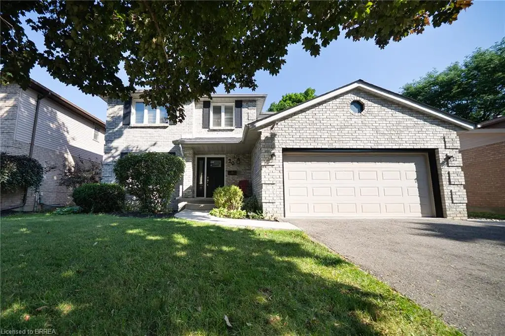 20 Hogarth Road, Brantford ON N3T 6E7