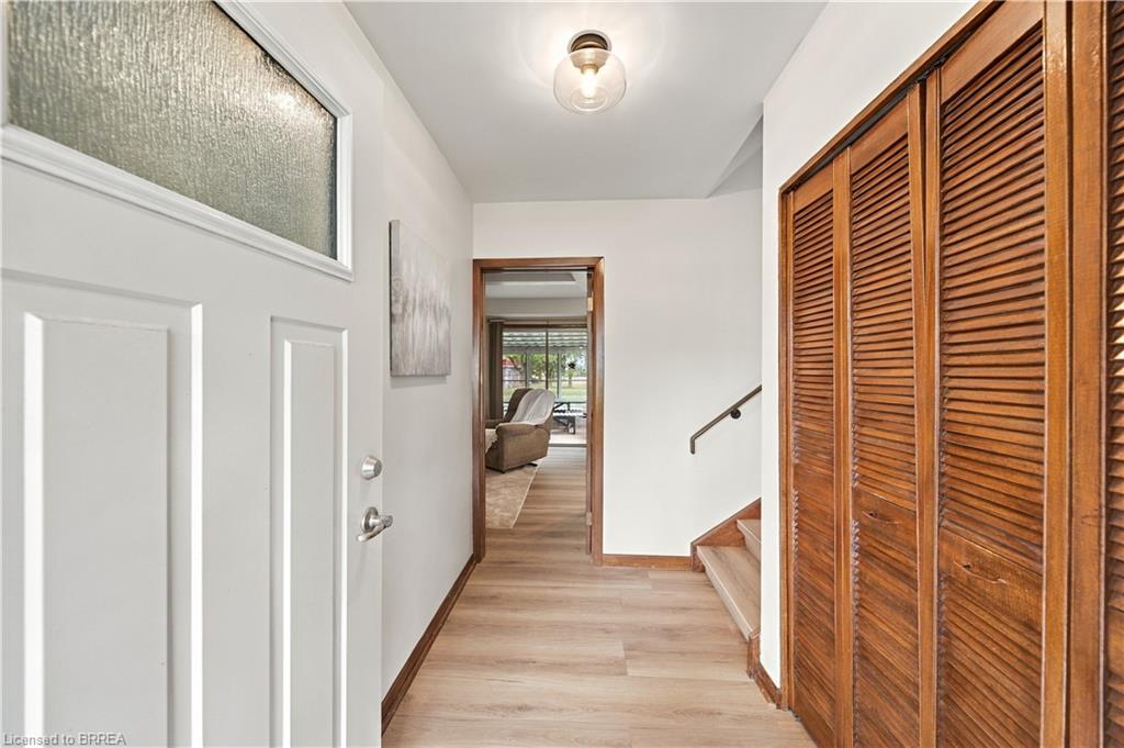 638 Oak Park Road, Brantford ON N3T 5L8