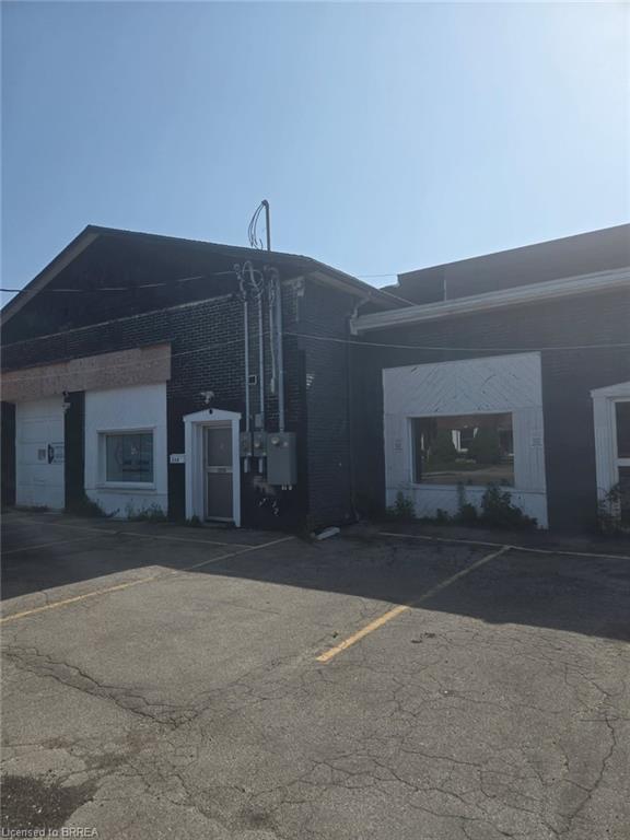 249 Murray Street, Brantford ON N3S 5S4