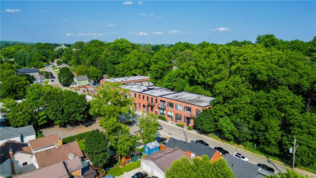 112-85 Spruce Street, Cambridge ON N1R 4K4