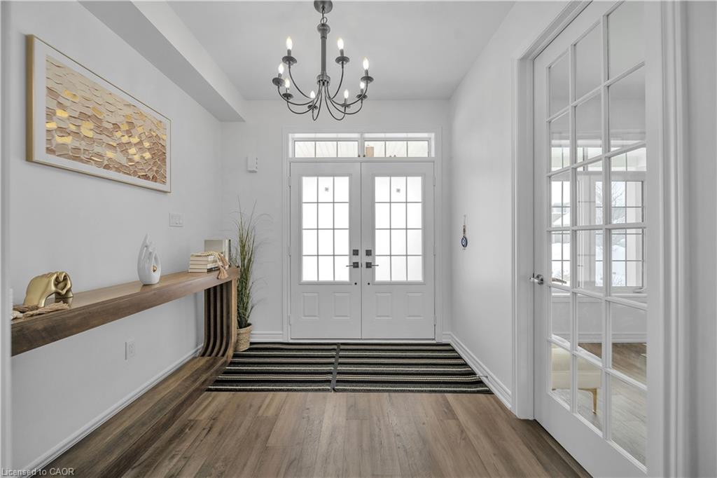 136 Harpin Way E, Fergus ON N1M 0G9