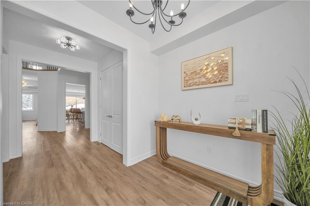 136 Harpin Way E, Fergus ON N1M 0G9
