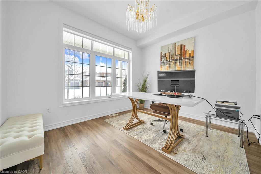 136 Harpin Way E, Fergus ON N1M 0G9