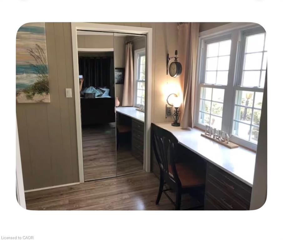 11 Lake Avenue, Cambridge ON N3C 2V4