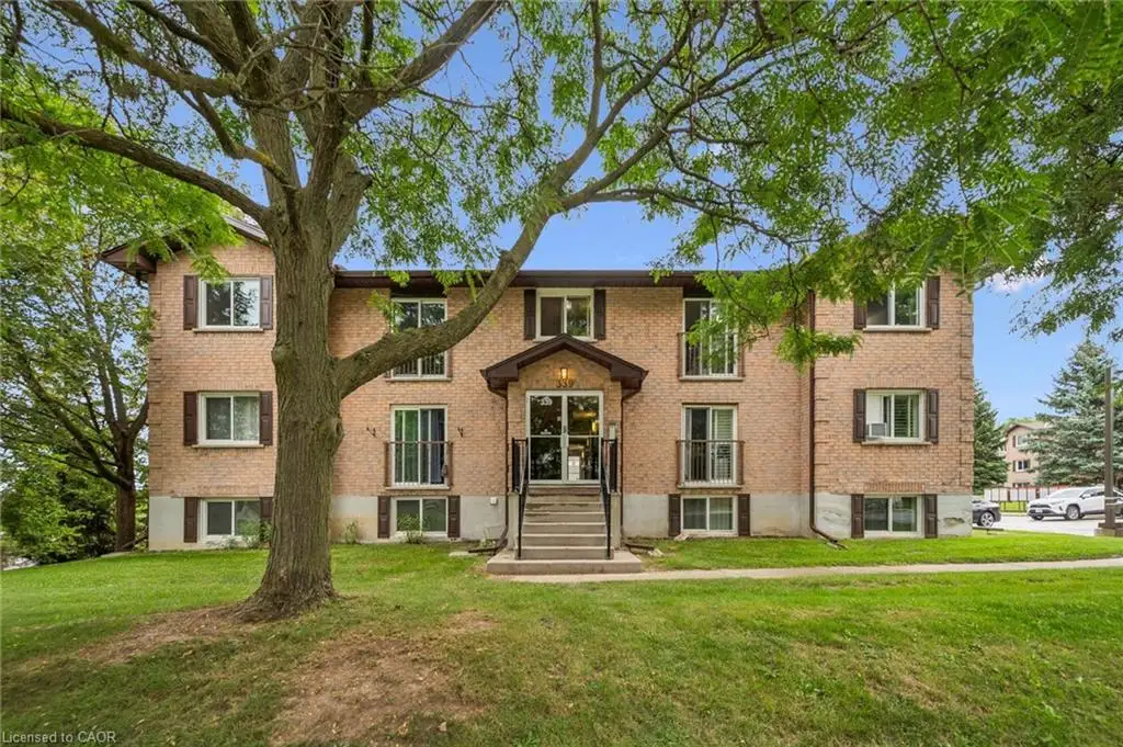 8-339 Northlake Drive, Waterloo ON N2V 1Z1
