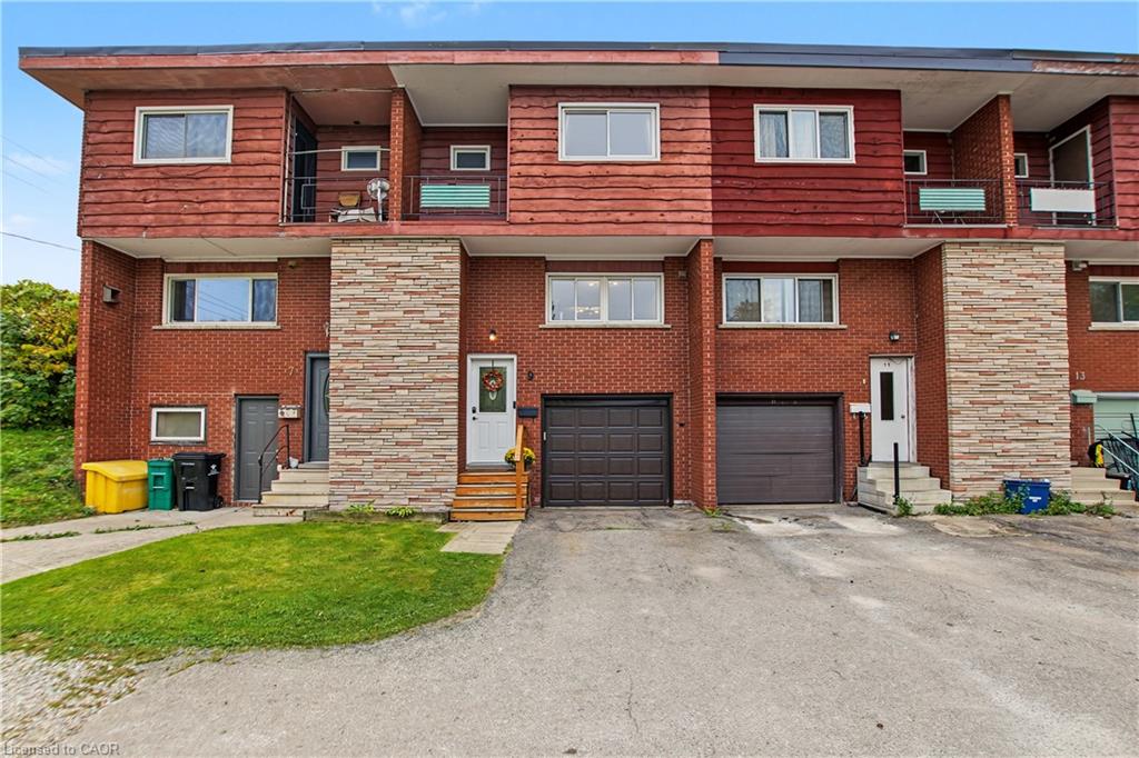 9 Greenbrook Drive, Kitchener ON N2M 4J5