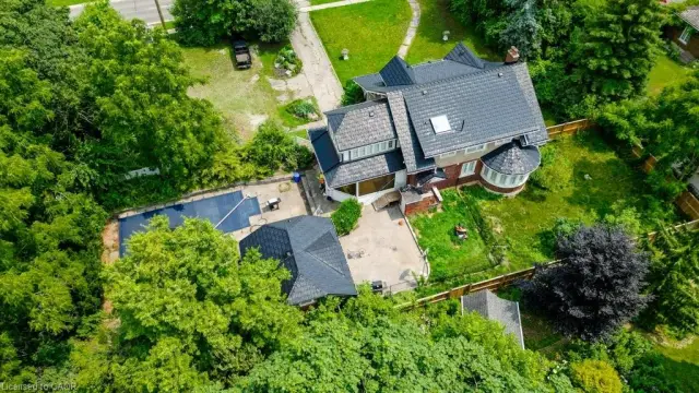2032 Coronation Boulevard, Cambridge ON N3H 3S5