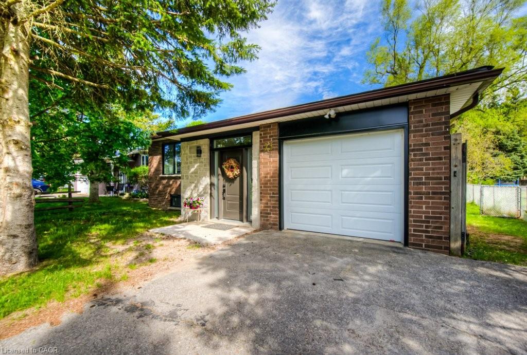 23 Carberry Road, Erin ON N0B 1T0