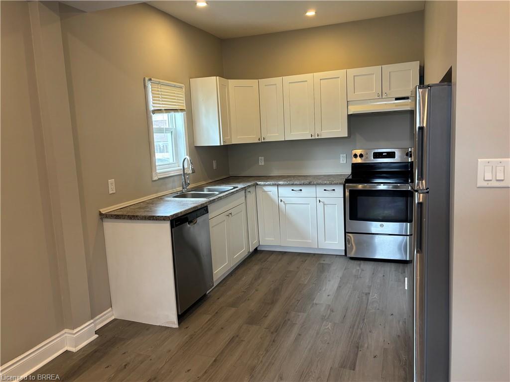 196 Marlborough Street, Brantford ON N3T 4T1