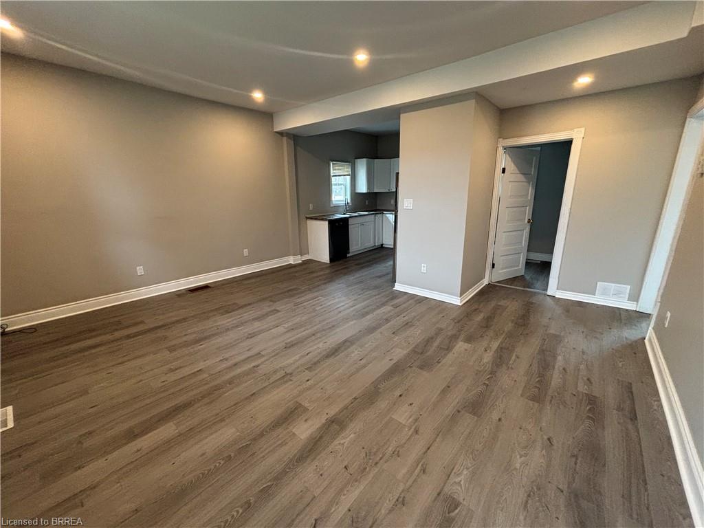 196 Marlborough Street, Brantford ON N3T 4T1
